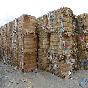 Déchets de papier ondulé recyclé OCC sur des déchets de journaux jaunes émis Type OINP SOP - Product Image 1