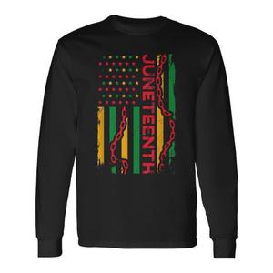Maglietta Juneteenth con bandiera americana a maniche lunghe, girocollo nero, design promozionale unisex per adulti - Product Image 1