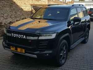 TOYOTA LAND CRUISER LC300 +GAZOO Racing SPORT+415HP+VOLL+NEU+EU.reg TRANSMISIÓN AUTOMÁTICA - Product Image 4