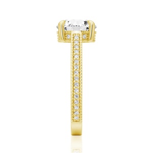 Anillo de Halo con Diamante Moissanite de Corte Redondo, Plata de Ley Oculta, Único y Elegante - Product Image 3