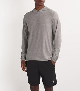 Sweat à capuche unisexe vert olive avec capuche à cordon réglable, poche kangourou, poignets et ourlet côtelés, tissu doux en coton mélangé - Product Image 3