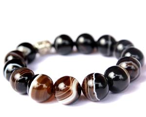 Collier artisanal pour homme en agate du Botswana et rudraksha, style bohème, avec pampille en soie – Bijou en pierres précieuses pour le yoga, idéal comme cadeau d'anniversaire - Product Image 5