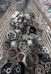 Déchets de jantes en aluminium propres, pièces automobiles remanufacturées, matériau de recyclage de moyeux, recyclage d'aluminium automobile - Product Image 5