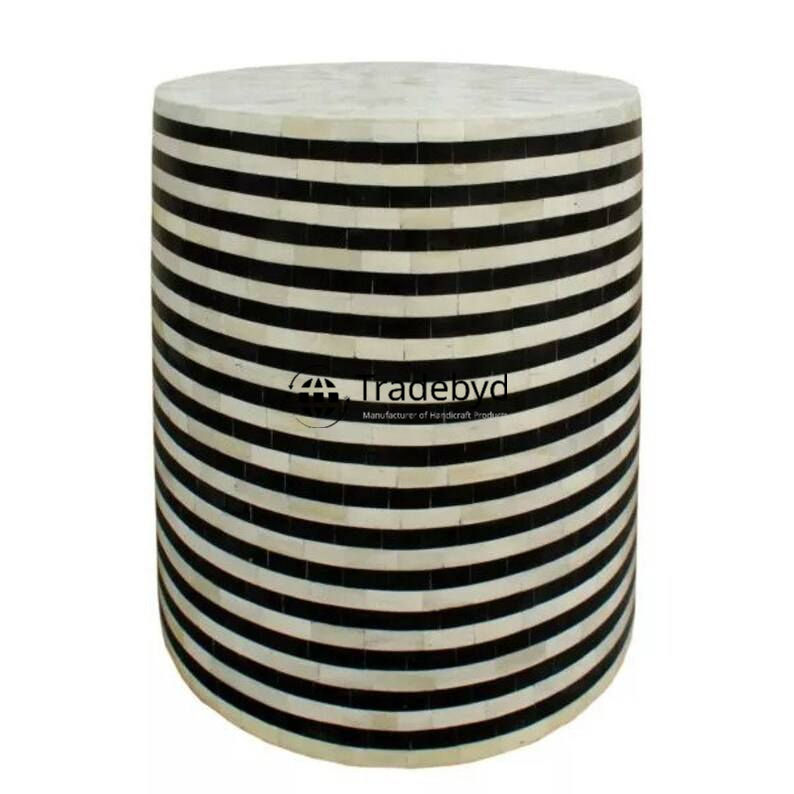 Available in different Colors