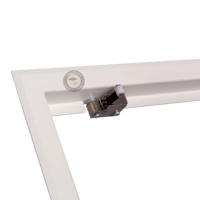 Puerta trampa de acero galvanizado duradero con superficie con recubrimiento en polvo para acceso a techos de paneles de yeso, mantenimiento eléctrico y HVAC. ¡Compre ahora!