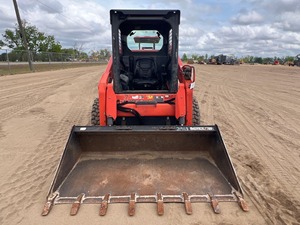 Chargeuse sur chenilles Kubota SSV65 d'occasion à bas prix, chargeuse-pelleteuse avant/arrière à moment de charge élevé pour travaux de construction et agricoles, livraison rapide - Product Image 2