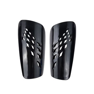 Meilleures ventes de protège-tibias de sécurité légers en nid d'abeille blanc vierge pour le football - Product Image 1