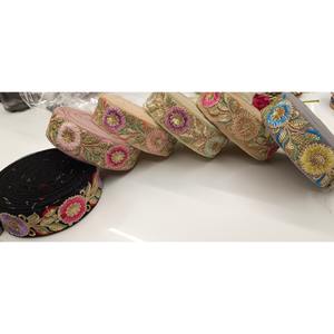 Adorno de encaje bordado de primera calidad para vestidos de lencería, saris y ropa de novia, proveedor mayorista con opciones de diseño personalizado - Product Image 4