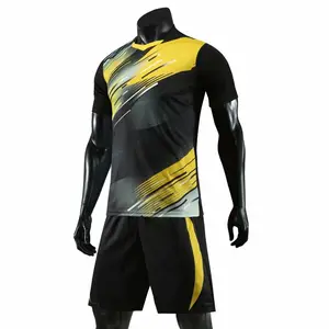 Sublimiertes Fußballtrikot-Set Schnellt rocknende Fußball uniform Benutzer definiertes Fußballtrikot-Set Fußball mannschafts anzug