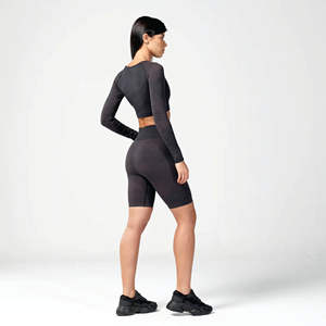 53% nailon 39% poliéster 8% Spandex Body Fit High Rise compresión cintura mujeres negro Infinity Stripe Shorts sin costuras - Product Image 4