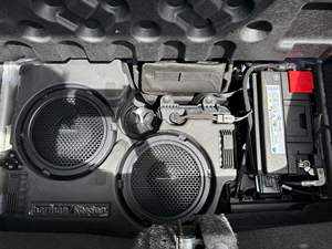 Challenger SRT Hellcat Jailbreak 2023, moteur Hemi V8 suralimenté de 717 ch, finition extérieure Desert Storm Satin PPF - Product Image 5