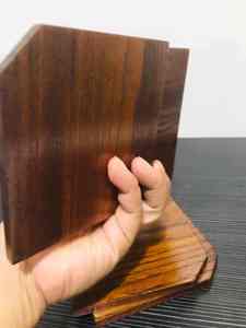 Sous-verres rustiques en bois massif conçus pour la protection quotidienne de la table dans la cuisine et les espaces de bureau à domicile - Product Image 2