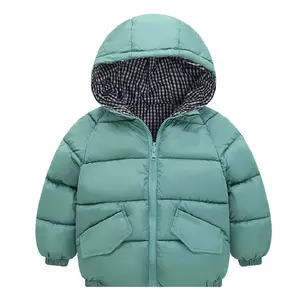 Vente au printemps en gros OEM Gilet bouffant d'hiver personnalisé pour enfants Veste en duvet chaude en tissu pour filles