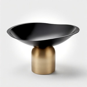 Tazón de mesa MajesticGold Imperial Majesty Hecho a mano Royal Gold-Leaf Esmalte Tazón para servir Símbolo de lujo y gracia atemporales - Product Image 2