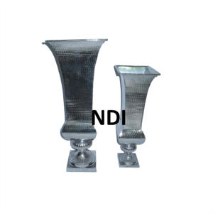 <b>Set</b> <b>Of</b> <b>3</b> Elegant Design Aluminium Flower <b>Vases</b> With Customized Size Unique Style Flower <b>Vases</b> for Home Decor Aluminium <b>Vases</b> - Product Image 2