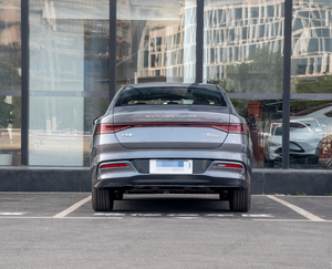 Voiture électrique Qin EV 2024-2025 fabriquée en Chine avec une autonomie de 301-400 km, véhicule en parfait état, prêt à être expédié. - Product Image 6