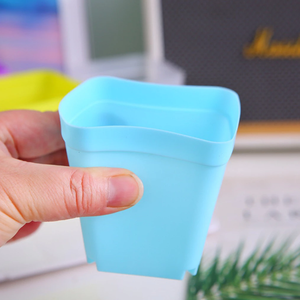 กระถางพลาสติกทรงสี่เหลี่ยมขนาดเล็กสำหรับปลูกต้นกระบองเพชรพืชอวบน้ำสำหรับโต๊ะเวียดนามสีตามสั่ง - Product Image 3