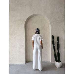 Blusa con Estampado de Lazo para Mujer, Diseño Elegante y Moderno - Product Image 2