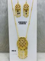 Parure de colliers élégants plaqués or pour femmes, style arabe, avec breloques, design classique en forme de fleur, chaîne à maillons, et boucles d'oreilles élégantes en laiton