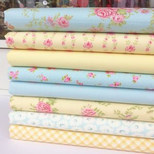 Vải cotton 100% chất lượng cao, họa tiết in đẹp, dùng may váy, rèm cửa và vỏ gối. - Product Image 1