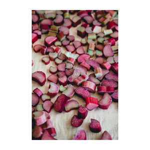 Livraison rapide de tranches de rhubarbe congelées emballées dans des sacs d'aliments surgelés - Product Image 5