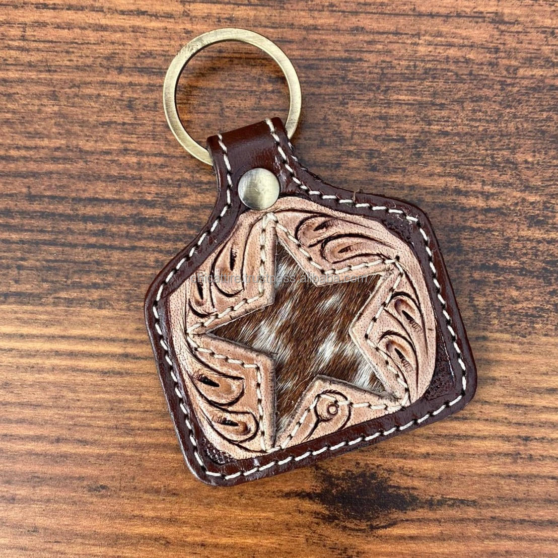 สีน้ำตาล