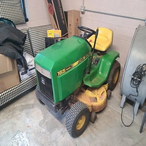 สินค้ามีในสต็อกและพร้อมส่ง John Deeree 165เป็นอุปกรณ์คุณภาพพรีเมี่ยมที่คุณต้องการการจัดส่งที่รวดเร็วพร้อมส่งรวมถึงการเข้าถึง - Product Image 1