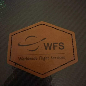 Parches de Cuero Personalizados al por Mayor, Opciones de Termoadhesión y Cosido Disponibles, Parches de Cuero Genuino para Ropa, Marca Personalizada - Product Image 5