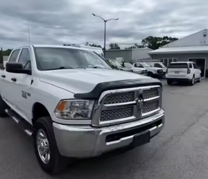 Camioneta RAM 2500 4x4 Usada, Año 2018, Cabina Doble, Gasolina, Ideal para Contratistas de Construcción, Entrega a Exportación - Product Image 2