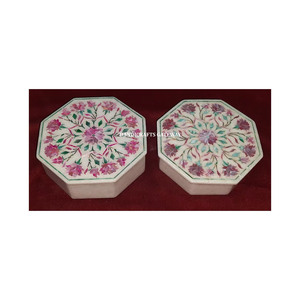 Boîte à bijoux octogonale en marbre blanc avec incrustation de nacre, design artisanal avec incrustation de fleurs, utilisée pour l'emballage de montres et les cadeaux - Product Image 1
