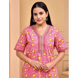 Camisón Rosa Cómodo 100% Algodón, Tela Popelina Suave, Cierre con Botones, Logotipo Personalizable, Talla XL, Suministro ODM, Animal - Product Image 2