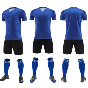 Uniforme de football de haute qualité, durable et léger, adapté aux clubs, aux académies et aux équipes scolaires - Product Image 6