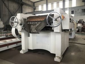 เครื่องบดสามลูกกลิ้ง S-150 ความแข็งแรงสูง ใช้บดและปรับปรุงวัสดุสบู่ที่ทําจากโลหะผสมเย็น - Product Image 6