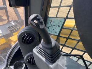 Équipement lourd de chargeur de voie compact puissant de 2023 Caterpillar 299D3 d'opération élevée prêt à expédier dans le monde entier - Product Image 4