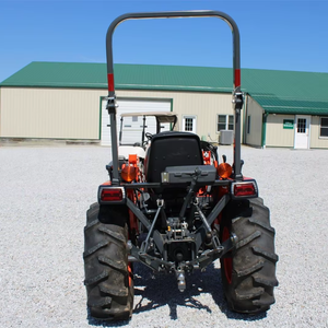 Tractor LX2610 2020 con Cargador, Hidrostático, Toma de Fuerza 540, 25HP, MFWD, Enganche Rápido de 3 Puntos y 5 Pies, Sin Emisiones - Product Image 3