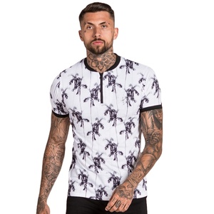 T-shirt homme avec impression sur toute la chemise avec demi-fermeture éclair et col côtelé sur le devant - Product Image 1