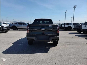 Camioneta Ford Ranger Raptor 3.0 de Gasolina, Motor V6, Automática, Usada, 2024 - Product Image 3