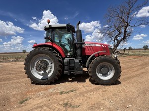 รถแทรกเตอร์ Massey Ferguson 7615 Dyna-6 คุณภาพสูง สภาพใหม่/มือสอง พร้อมชุดเกียร์และเครื่องยนต์  ประสิทธิภาพสูง เหมาะสำหรับงานเกษตรกรรม - Product Image 3