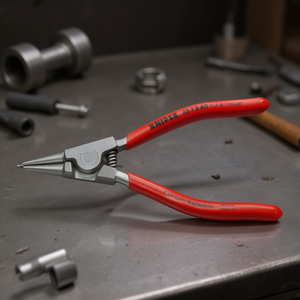คีมหนีบวงแหวนเคลือบโครเมียมของ Knipex ปลายตรงเคลือบพลาสติกสำหรับวงแหวนภายนอกบนแกน - Product Image 3