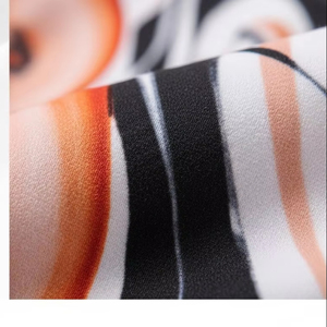 ชุดลำลองไซส์ใหญ่ ผ้าโพลีเอสเตอร์ พิมพ์ลายด้วยความร้อน ระบายอากาศได้ดี สวมใส่สบาย เหมาะสำหรับใส่ในชีวิตประจำวัน เสื้อผ้าผู้หญิง ขายส่งจากโรงงาน รับผลิตแบบ OEM - Product Image 3