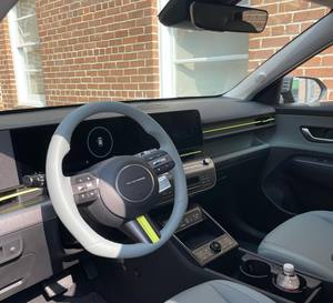 Hyundai Kona Limited 2024 Usado - Product Image 3