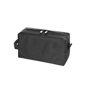 Trousse de Toilette Quotidienne Durable avec Fermeture Éclair – Accessoire de Merchandising Écologique - Product Image 1