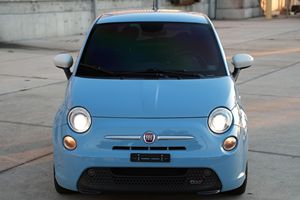 FIAT 500E d'occasion 2015, conduite à gauche/droite - Product Image 2