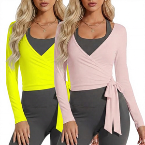 Chemise de yoga respirante à manches longues et col en V pour femme, couleur unie, rose et blanc - Product Image 2