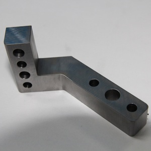 Servicio de Mecanizado CNC Personalizado para Piezas Metálicas de Precisión - Incluye Perforación para Aplicaciones Automotrices en Acero |   ISO 9001 - Product Image 3