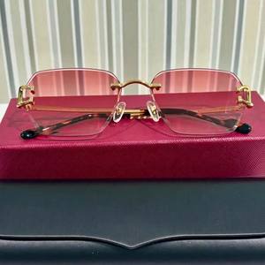 Gafas con Incrustaciones de Diamantes Moissanite para Usar en Cualquier Ocasión - Product Image 3