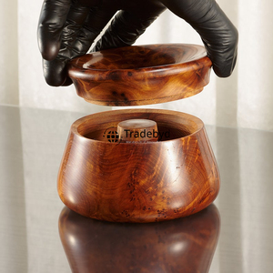 Cendrier en bois Tradebyd écologique Cendrier en bois durable fait à la main Cadeau élégant pour les fumeurs Décoration intérieure Utilisation - Product Image 3