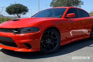 Elegante Dodge Charger R/T Modello 2022 Specifiche Canadesi 5.7 Litri Pronta per la Spedizione - Product Image 4