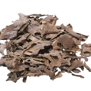 Experience the mental clarity that comes with burning Oud. - Product Image 1