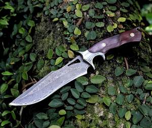 Cuchillo de Supervivencia para Caza al Aire Libre, Hecho a Mano, de Acero de Damasco de Alta Calidad, con Mango de Madera, Personalizado con Funda - Product Image 3